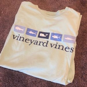 3/$16✨Vineyard Vines Mint Green T Shirt